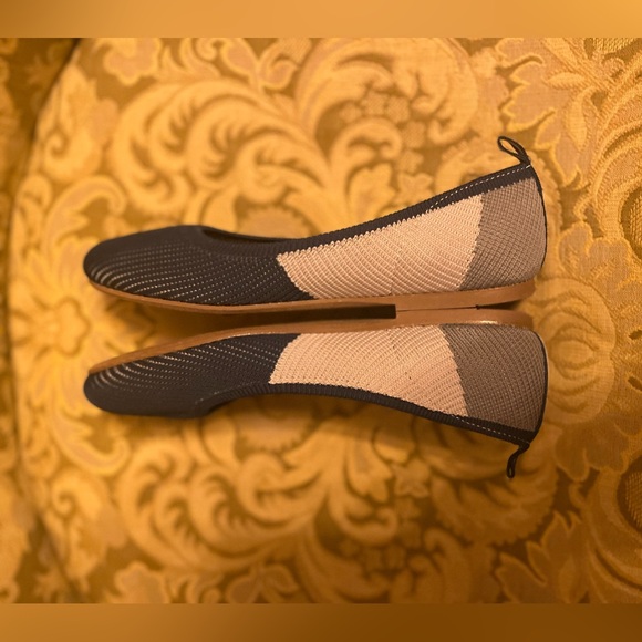 Lily & Dan Flats - Picture 5 of 8